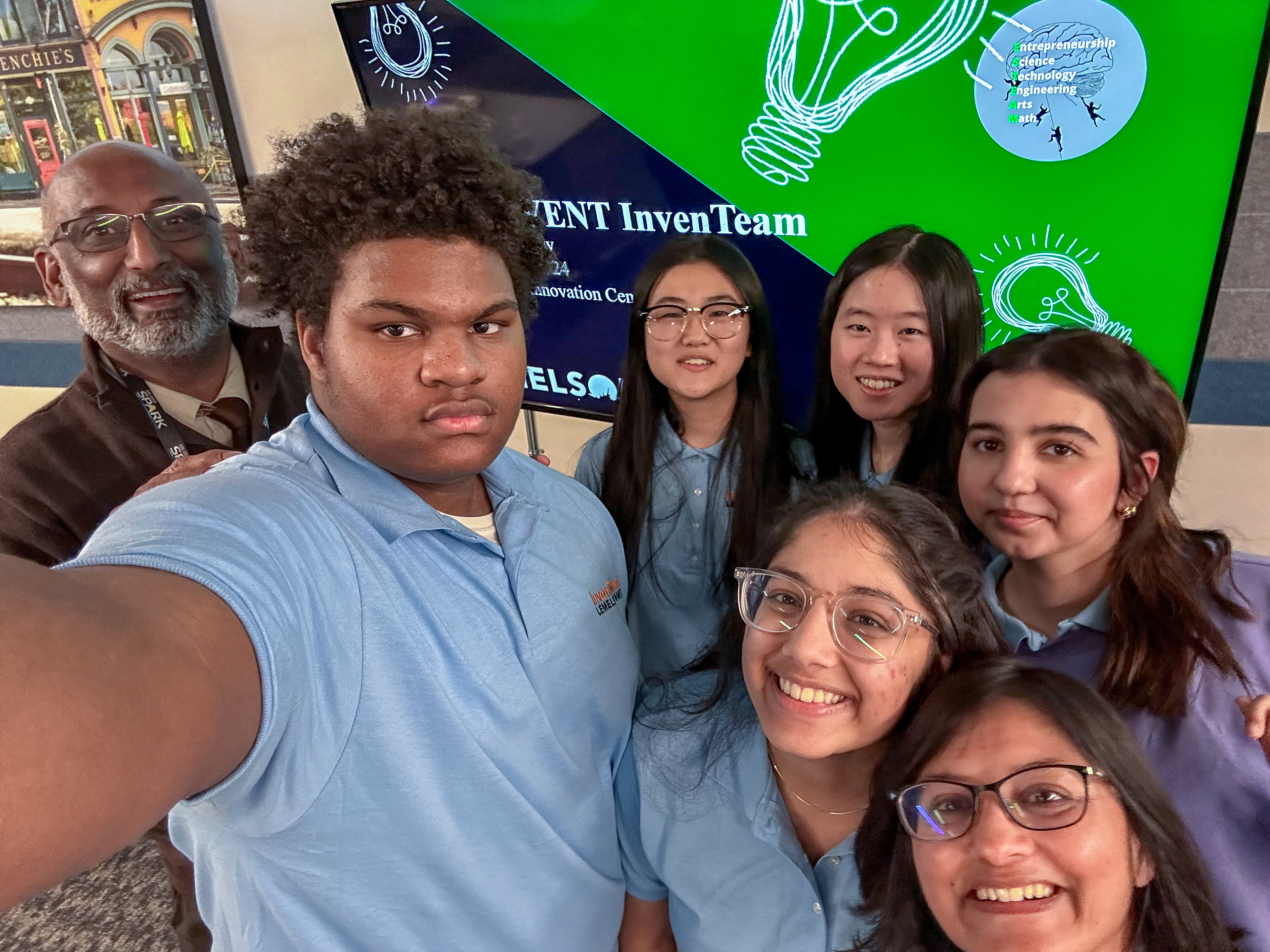 EMUiNVENT InvenTeam Picture at MGTR