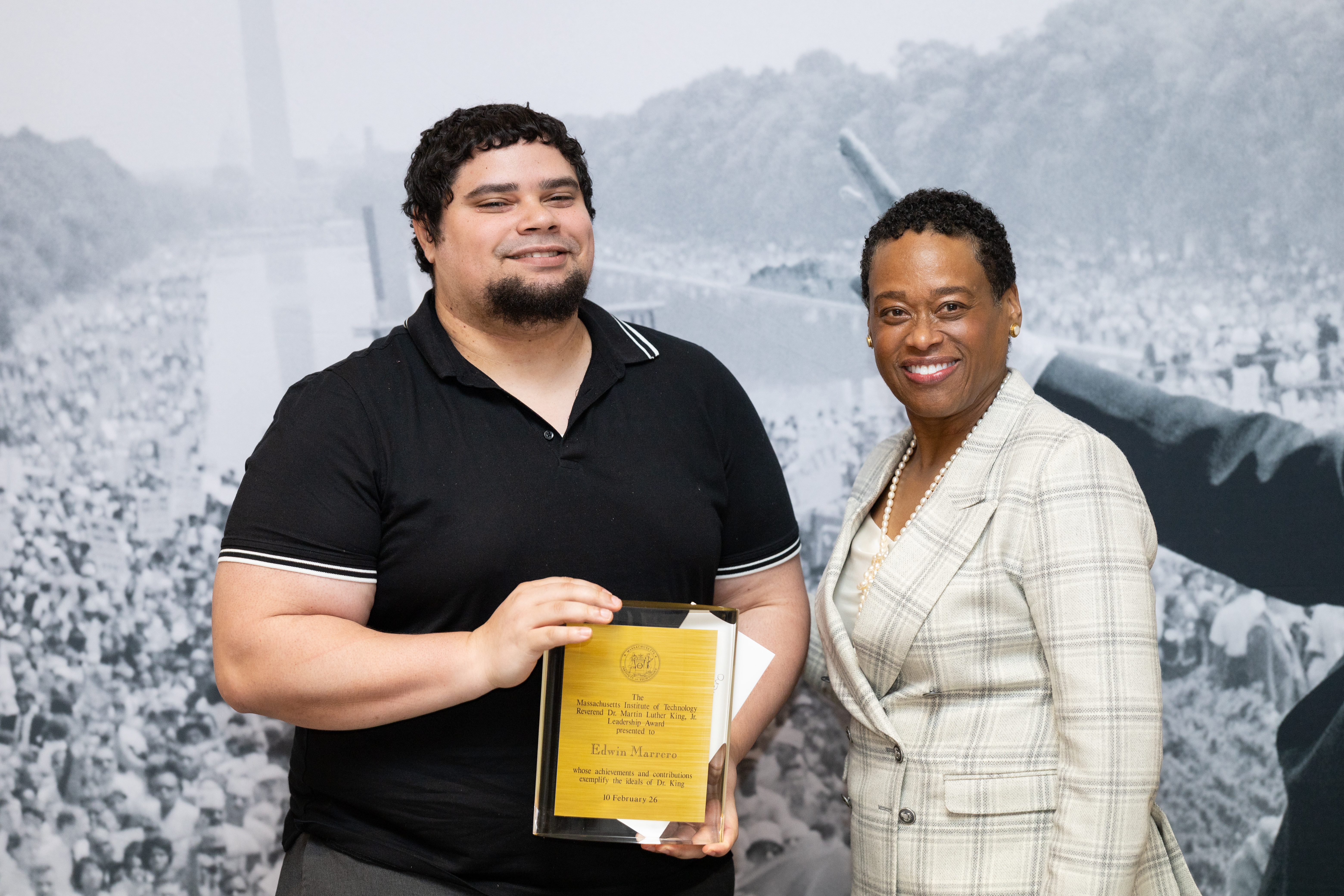 Edwin Marrero is presented with a MIT MLK Leadership award