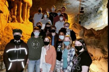 Lost World Caverns